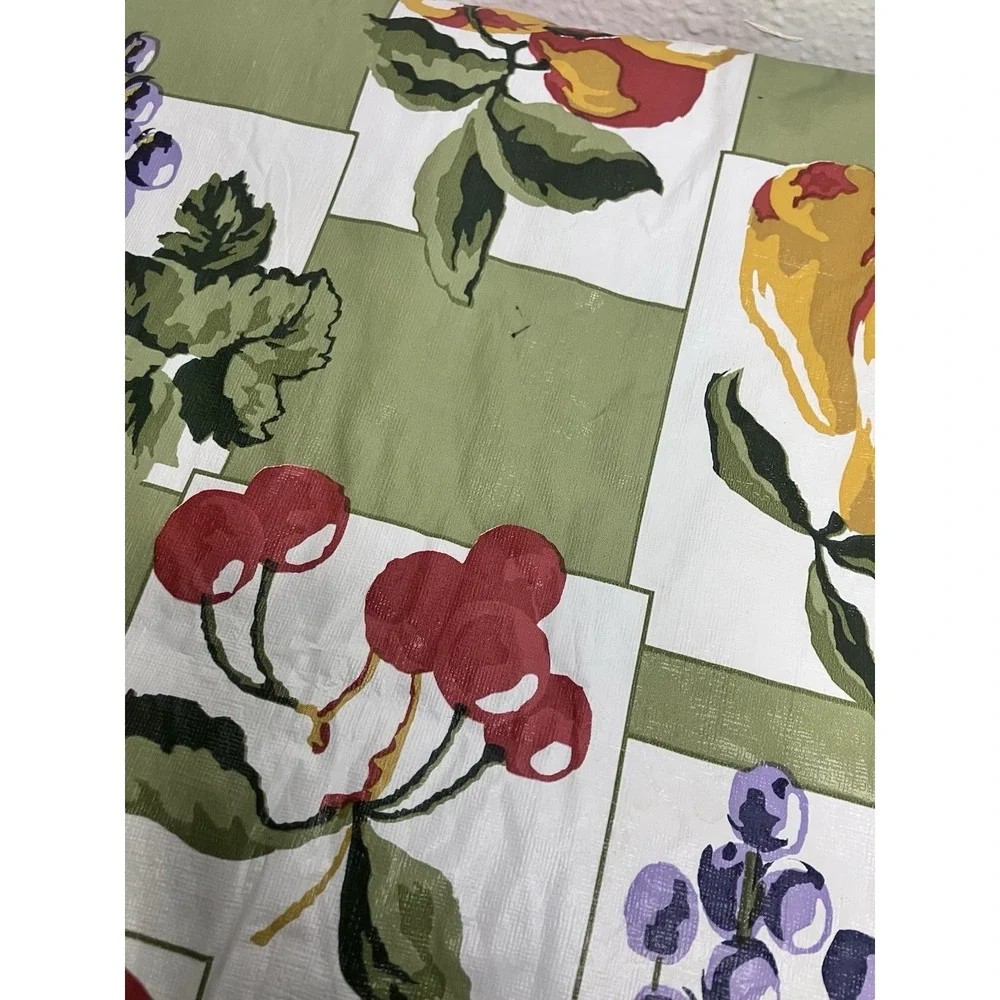 Vintage Vinyl Flannel Back Kitchen Tablecloth 52